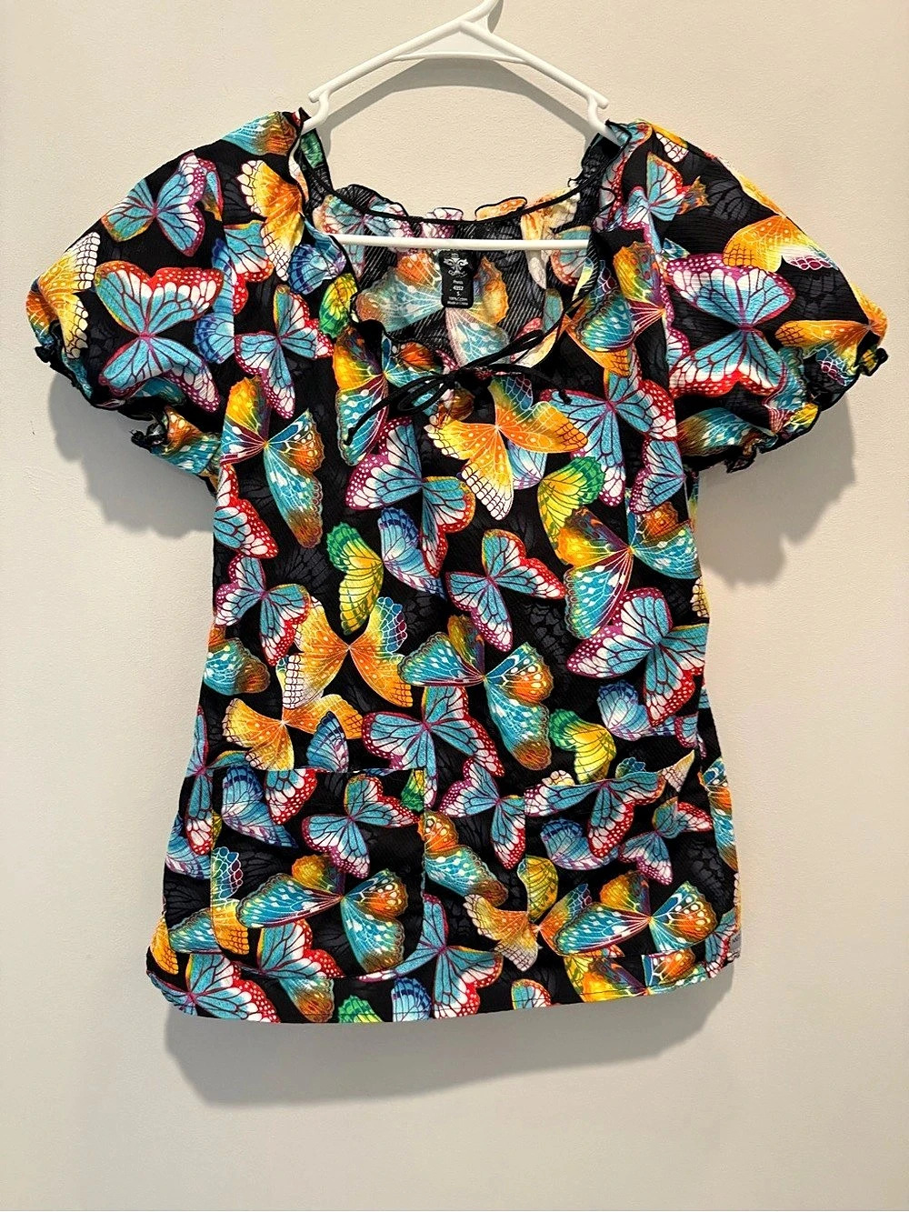 Med Couture Butterfly Print Short Sleeve Scrub Top - Size Small